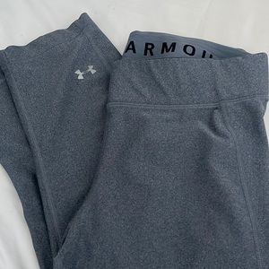 Women's HeatGear® Armour No-Slip Waistband Capris